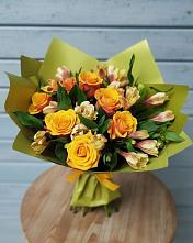 Букет цветов из:  Альстромерии и Розы в Тарбушево
