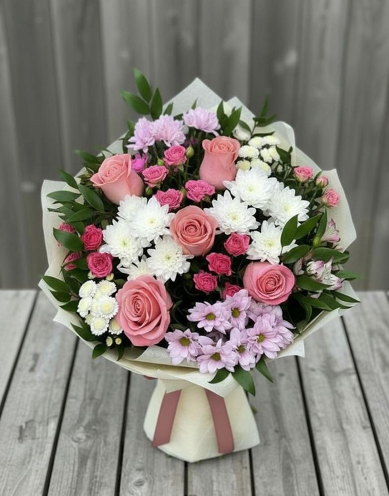 Букет цветов из: Альстромерии, Гвоздики, Розы и Хризантемы в Тарбушево
