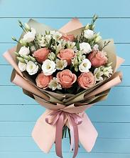 Букет цветов из:  Розы, Альстромерии и Лизиантусы в Тарбушево