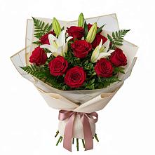 Букет цветов из:  Лилии и Розы в Тарбушево