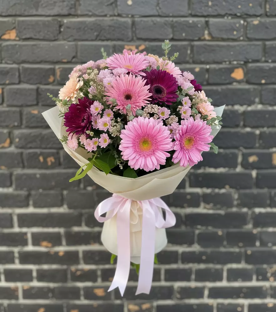Букет цветов из: Герберы и Хризантемы в Тарбушево