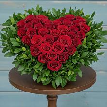 Цветочная композиция из Розы в виде сердца #REPLACE_PRED# Тарбушево