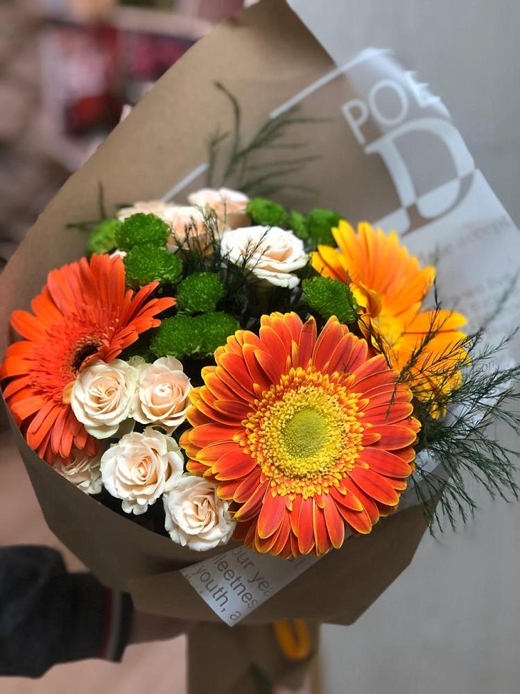 Букет цветов из: Герберы, Хризантемы и Розы в Тарбушево