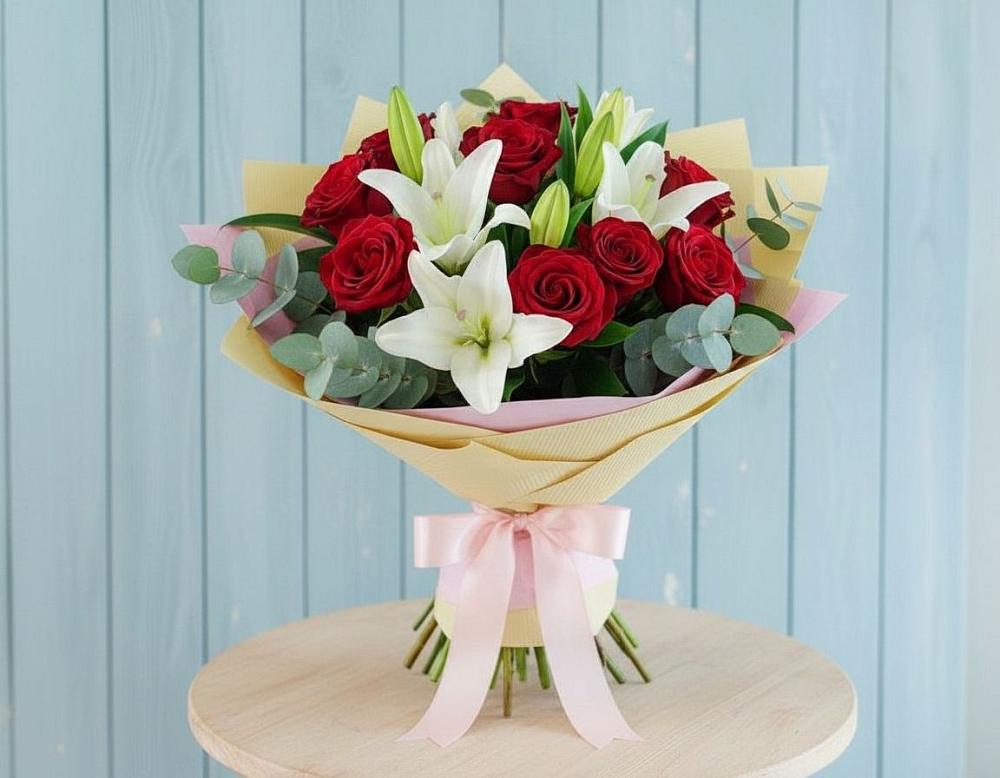 Букет цветов из: Лилии и Розы в Тарбушево